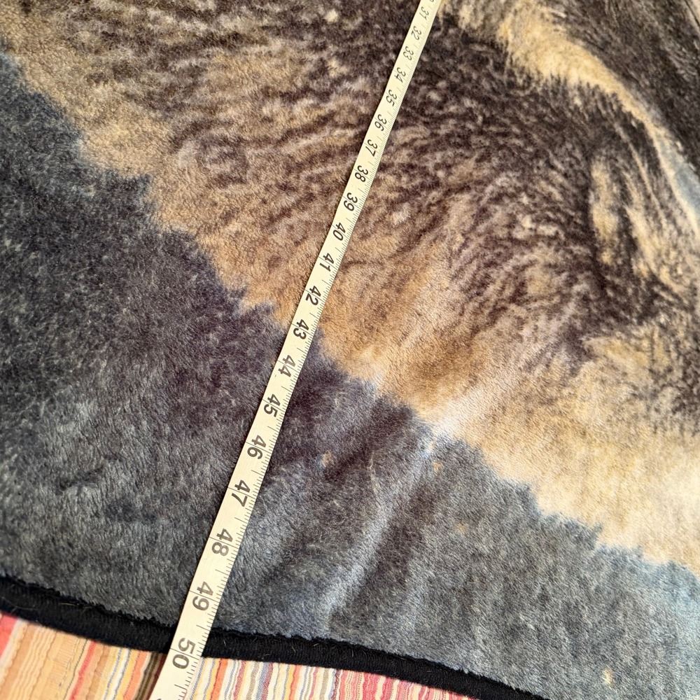 VTG The Northwest Company Howling Wolves Fleece Throw Blanket In Harmony Gray - Picture 5 of 6